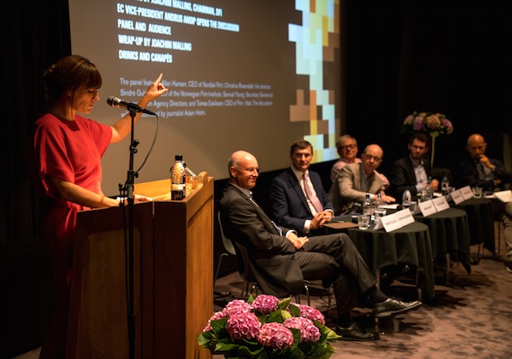 Ancip_paneldebat